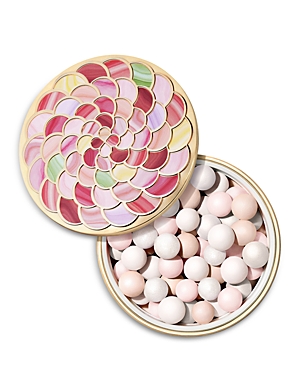 Shop Guerlain Meteorites Setting & Finishing Pearls Of Powder In 01 Pearly White