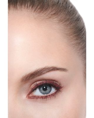 OMBRE ESSENTIELLE Multi Use Longwearing Eyeshadow