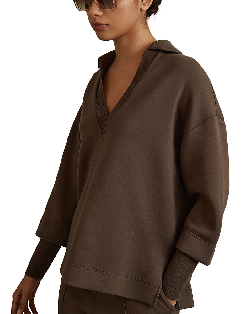 Reiss Womens Khaki Green Bernie Open-collar Relaxed-fit Stretch-woven Jumper In Chocolate