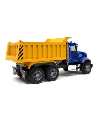  1/16th MACK Granite Dump Truck 2-4 - Ages 5-7