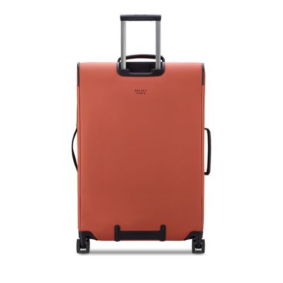 Turenne Soft 27&amp;quot; Expandable Spinner Suitcase