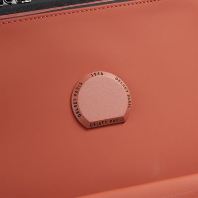 Turenne Soft Spinner Carry on Suitcase