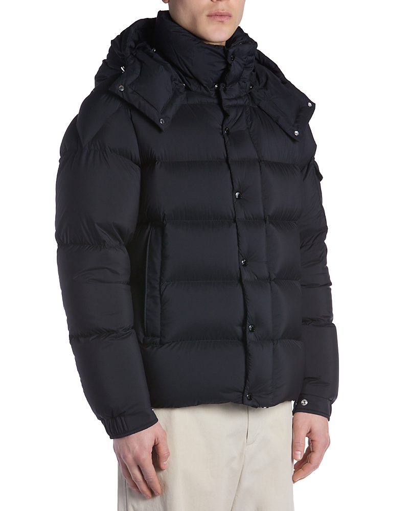 Moncler Vezere Jacket In Black