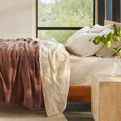 Topanga Matelasse Bed Blanket and Throw