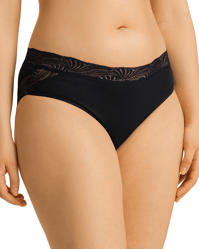 Hanro Cotton Delight Lace-trim High-cut Briefs In Black
