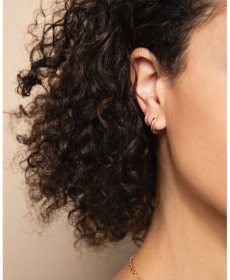 14K Yellow Gold Simple Gold Polished Oval Huggie Hoop Earrings