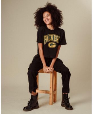 Women's NFL Green Bay Packers Blitz Mock Neck Crop Tee