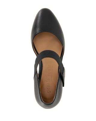 Women's Oriana Wedge Pumps