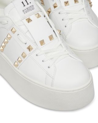 スニーカー Valentino Rockstud Lace-Up Sneakers Valentino Garavani Women's Rockstud Lace Up Sneakers