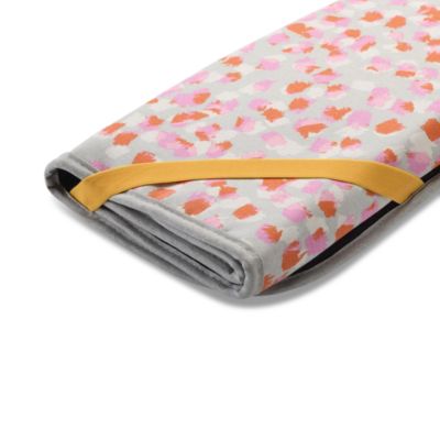 Swift Folding Iron And Steaming Mat