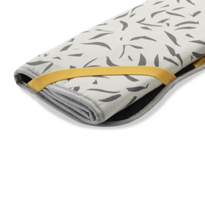 Swift Folding Iron And Steaming Mat