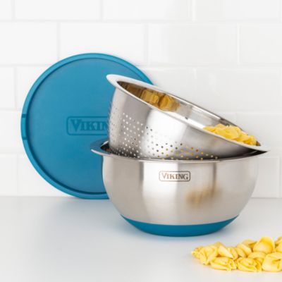 9 Pc Stainless Steel Bowl Set with Strainer, Red