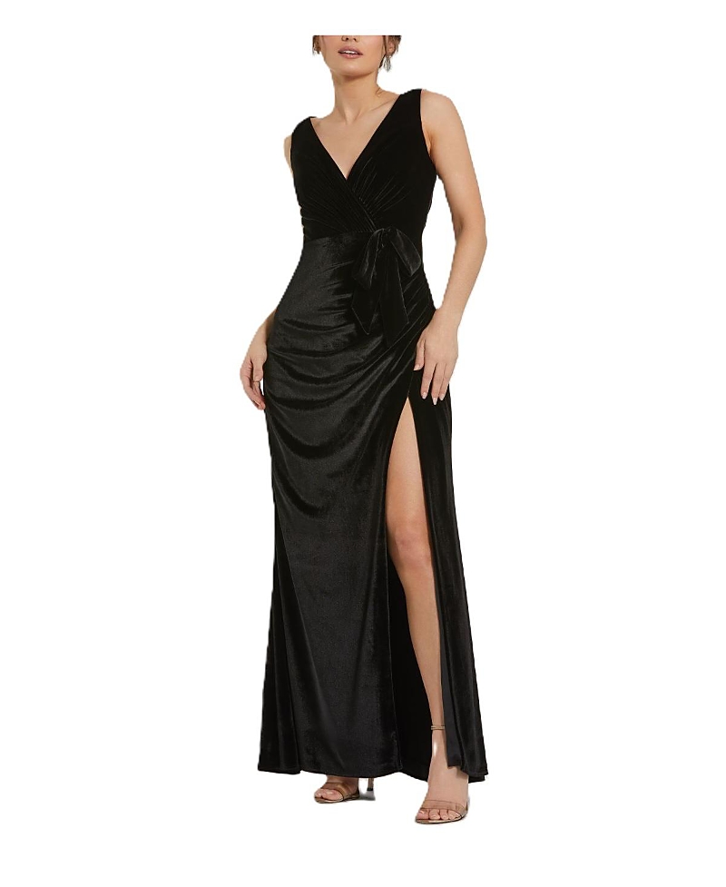 Mac Duggal Ruched Jersey Gown In Black