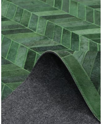 Timeless Rug Designs Cowhide Meir Area Rug, 8&#39; x 10&#39;