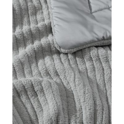 Snug Piped Comforter, King