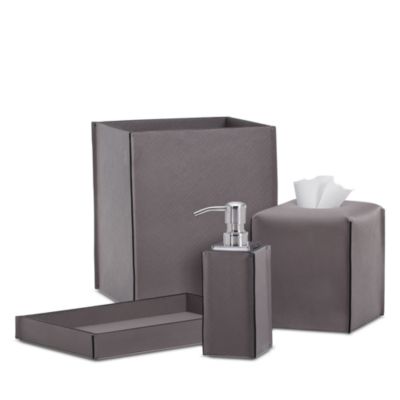 Piega Leather Bath Accessories