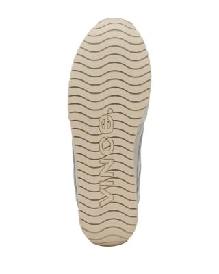 Women's Oasis Runner Lace Up Sneakers