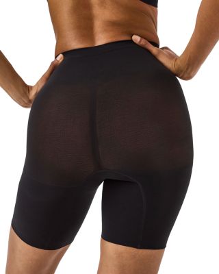 SPANXsculpt™ Seamless Power Mid-Thigh Short
