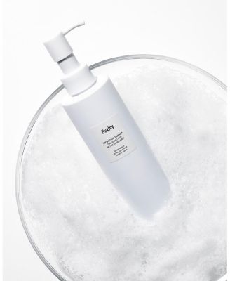 Be Clean, Be Moist Cleansing Gel