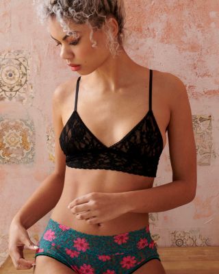 Signature Lace Padded Bralette