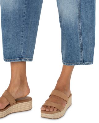 Barrel Jeans in Isla Vista