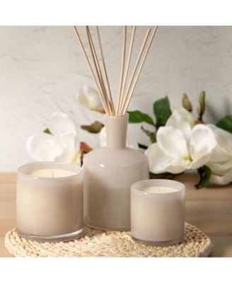 Star Magnolia Classic Candle, 6.5 oz.