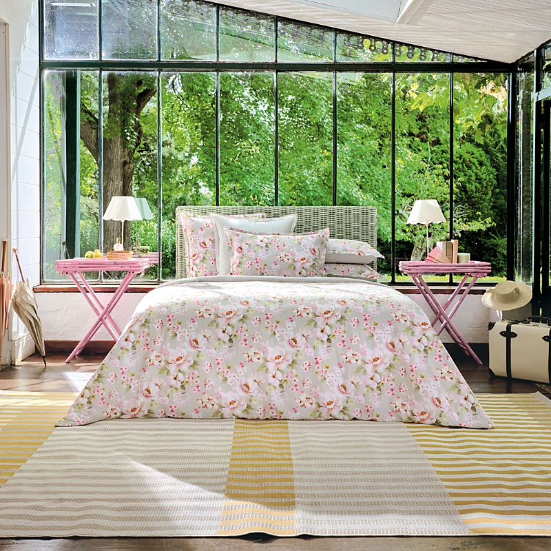 Anne De Solene 300 Thread Count Voyageuse Duvet Cover