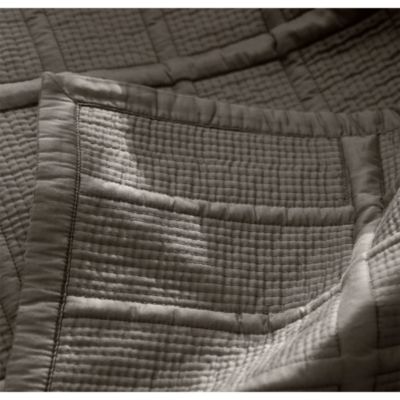 Signature Modern Grid Quilt, Full/Queen