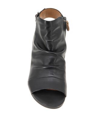 Women's Marrion Shooties