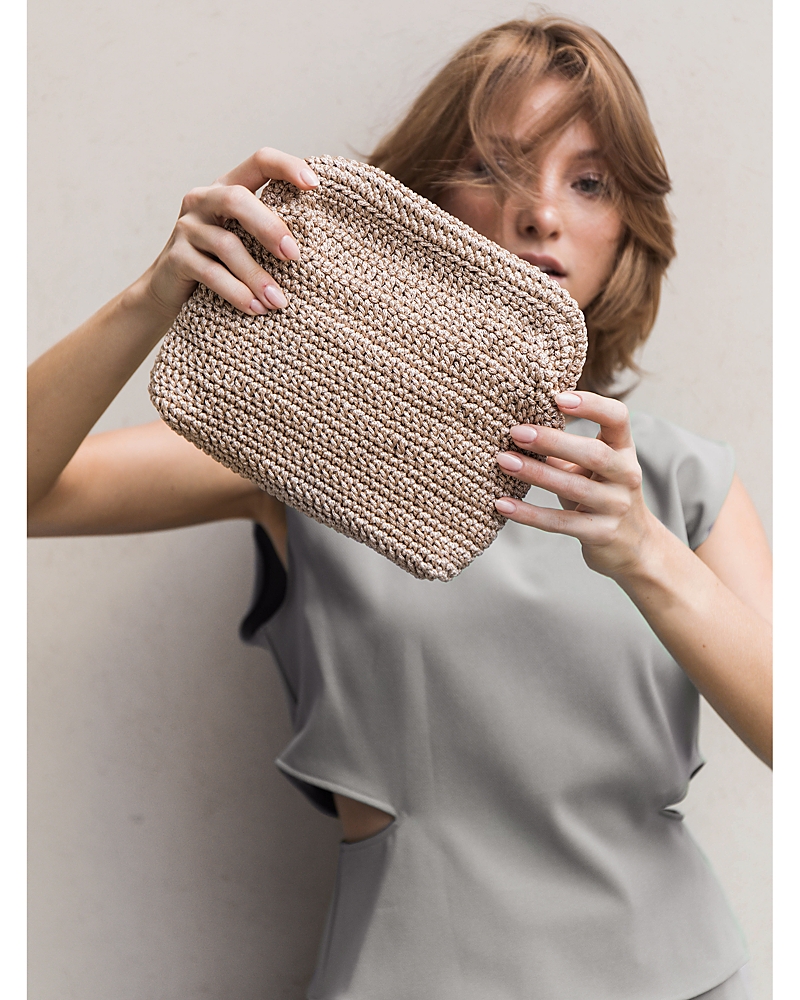 Binge Knitting Paloma Woven Pouch In Caramel