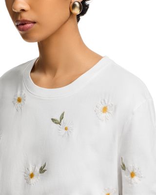 Daisy Embroidered Tee