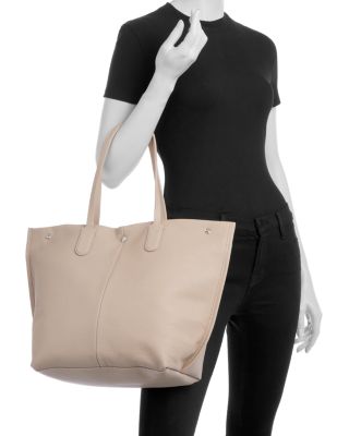 Essential Leather Tote