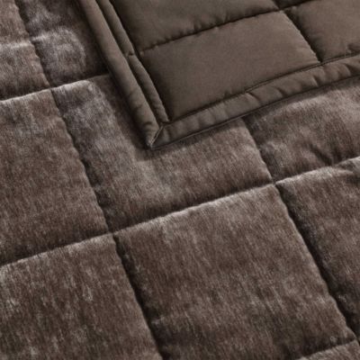 Chenille Box Solid 3 Piece Quilt Set, Queen