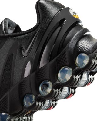 Women's Air Max Dn8 Sneakers