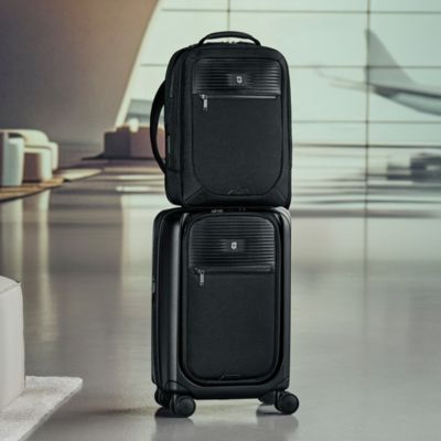 Mythic Frequent Flyer Carry On Spinner Suitcase