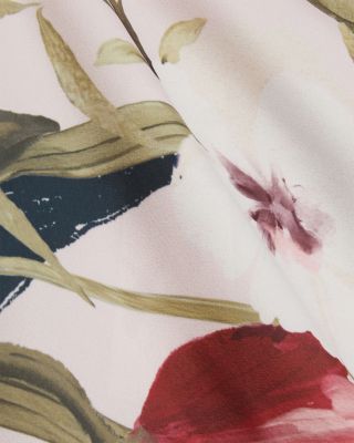 ★Ted Baker Almaria フローラルホルターフレア 上質マキシ★ Ted Baker Almaria Halter Neck Floral Maxi Dress | Bloomingdale's