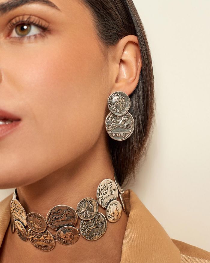 Gladiator Coin Choker