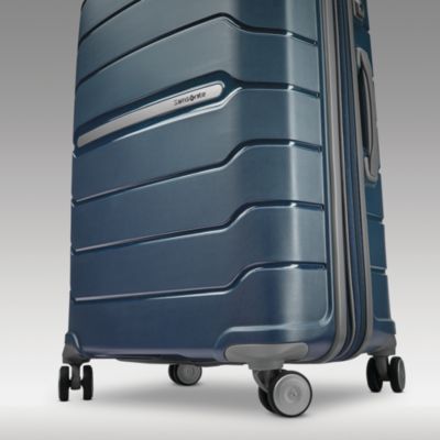 Freeform 2 Piece Luggage Set