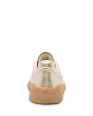 Women's Upvillage Crosta Low Top Sneakers