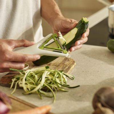 Switch 2 in 1 Julienne and Straight Peeler