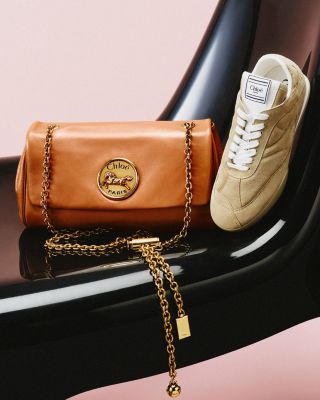 Women&#39;s Kick Sneakers