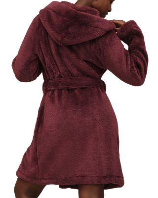 Aarti Hooded Fleece Robe