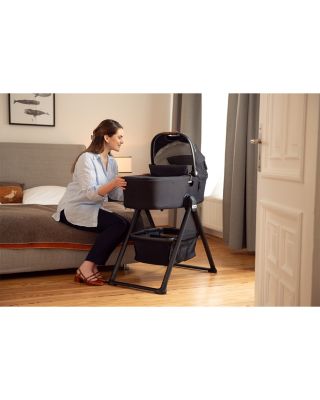 DEMI™ Next Bassinet and Stand