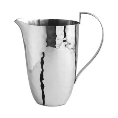 Reflective Pitcher