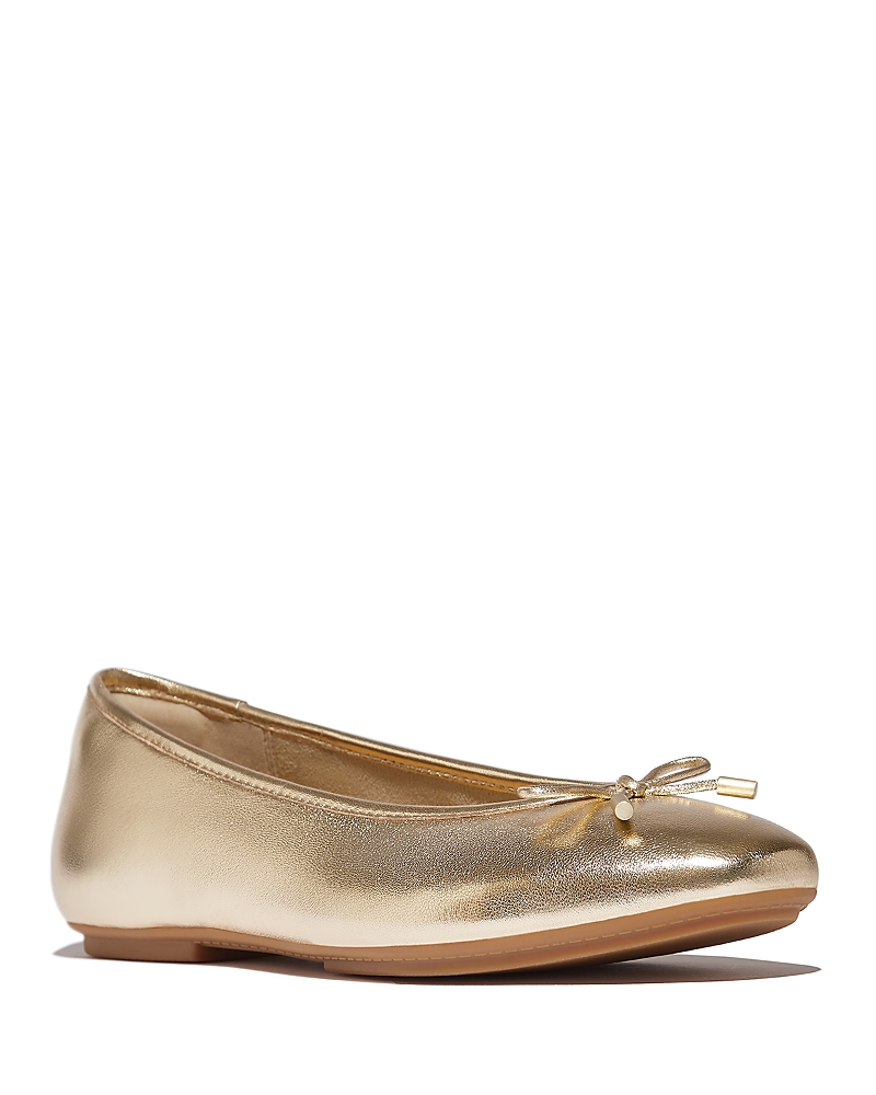 Fitflop Delicato Bow Soft Metallic-leather Ballet Flats In Silver