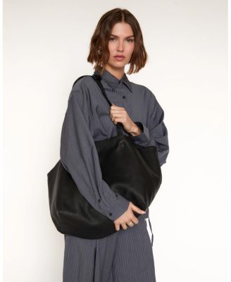  The Mercato Tote Bag