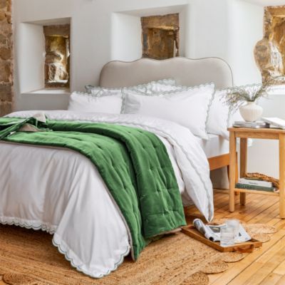 Scallop Edge Sheet Set