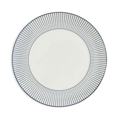 GIO 9.3" Plate, Pinstripe White