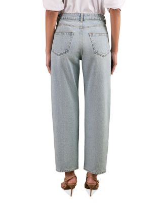 Petites Selin Straight Leg Jeans in Pale Blue