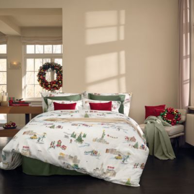 Santa in NY Bedding Collection